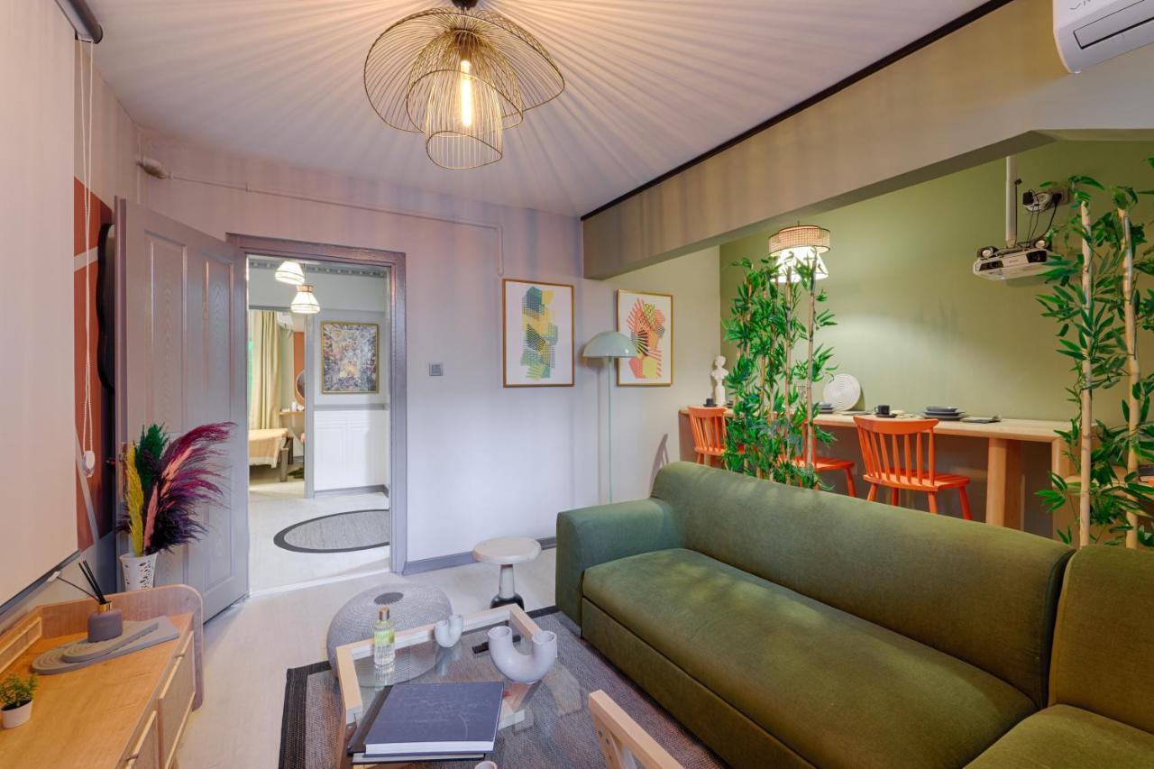 Appartement Artful W/projector In Beyoglu, Cihangir Istanboel